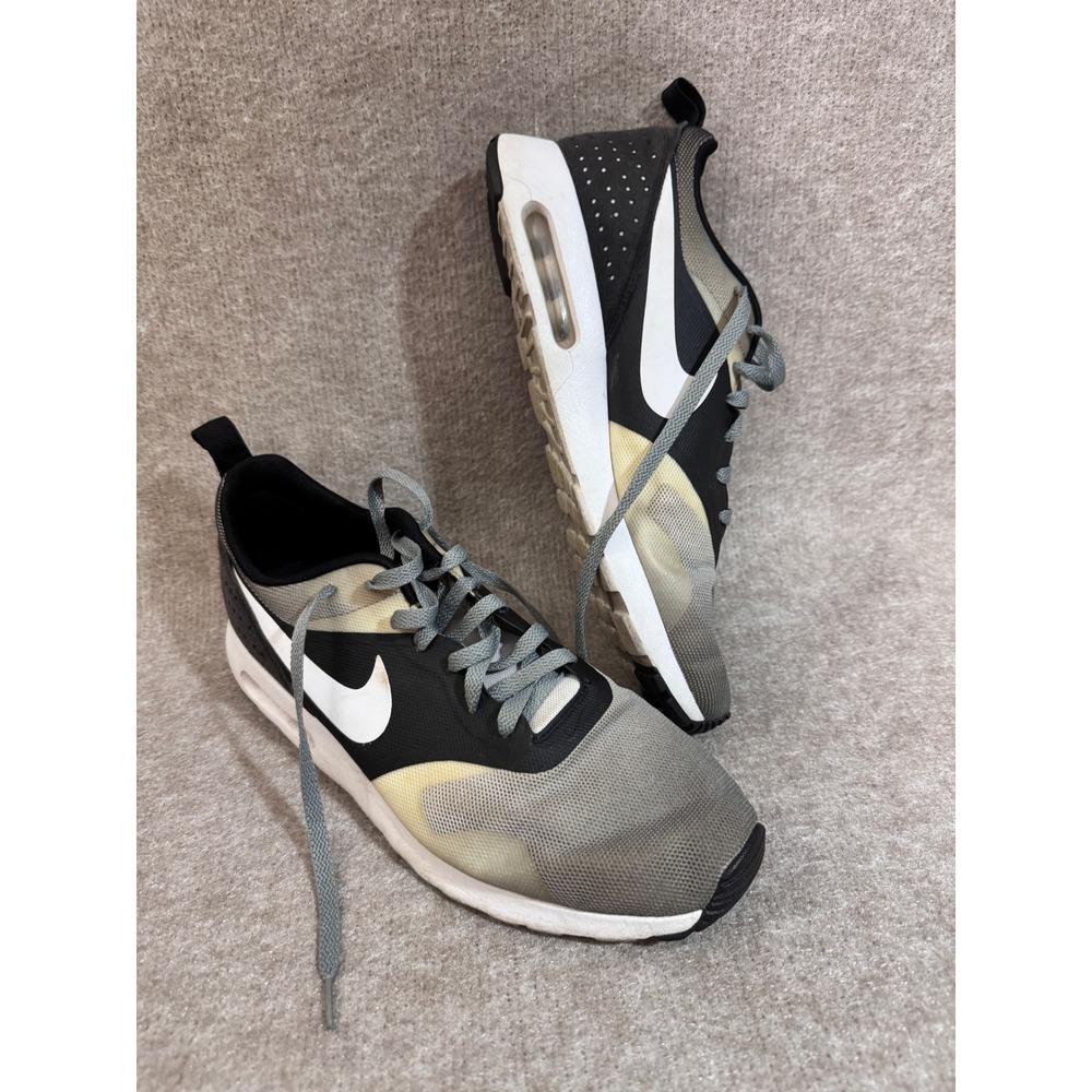Nike Air Max Tavas Sneakers Mens 11 Black Grey Running Shoes Athletic